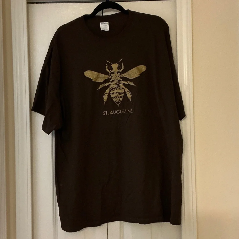 St. Augustine Bee Graphic T-Shirt - Brown with Gold Print